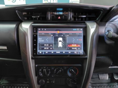 17960Toyota Fortuner014-th.jpg